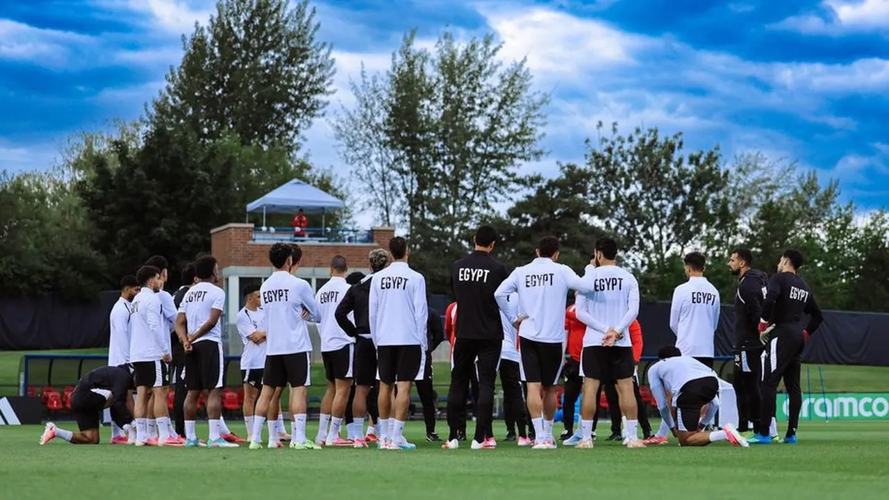 منتخب مصر يبدأ تدريباته لمواجهة أستراليا في كأس العالم